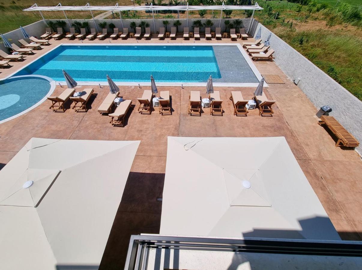 Imperial Hotel Shenkoll Екстериор снимка